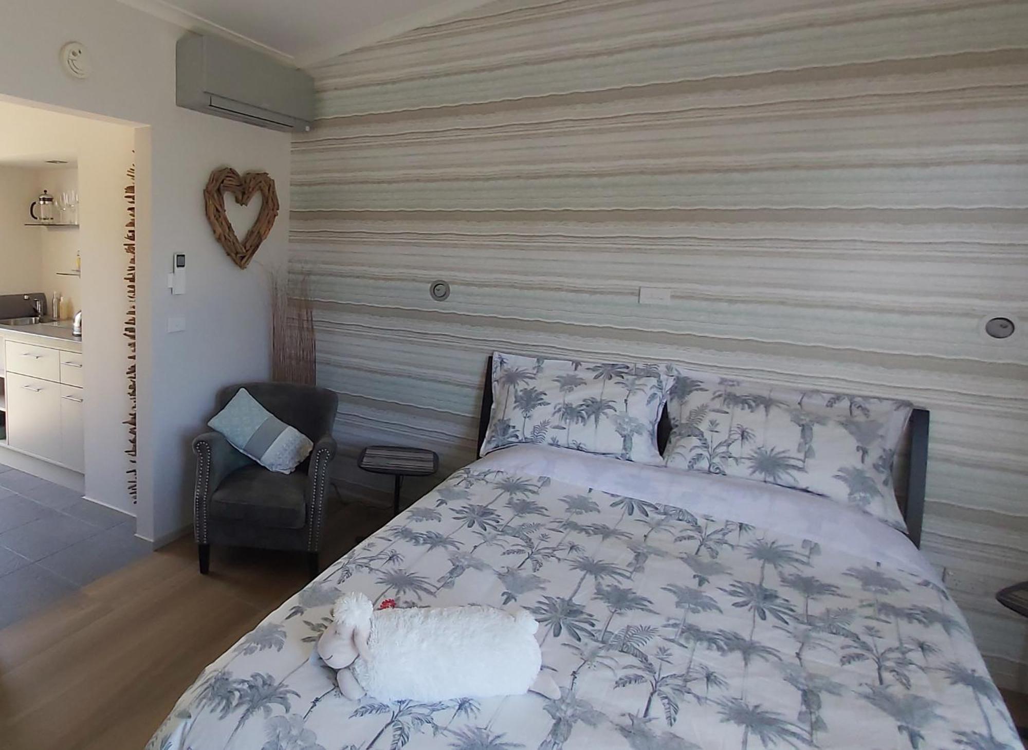 Pohara The Bay Lodge מראה חיצוני תמונה