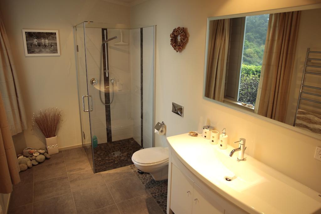 Pohara The Bay Lodge חדר תמונה